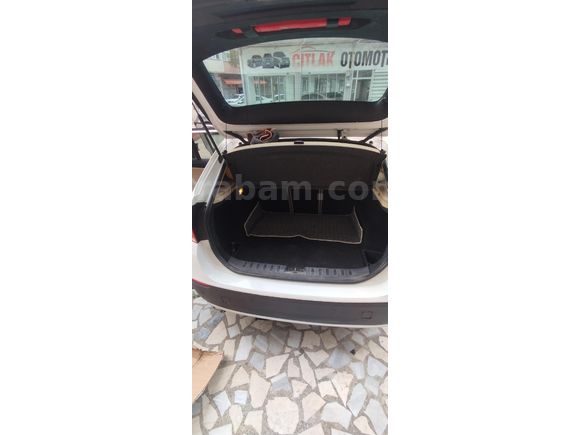 Sahibinden 186 binde BMW X1 20d xDrive 2012 Model