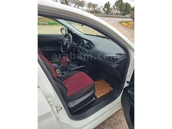 Memurdan temiz 2021 Model Fiat egea 1.4 benzin & LPG