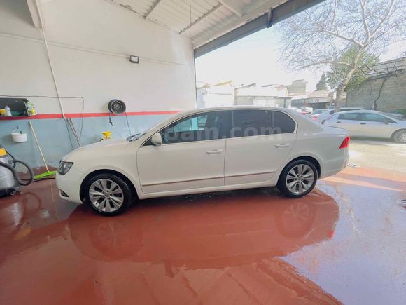 Sahibinden Skoda SuperB 1.6 TDI Elegance 2013 Model 