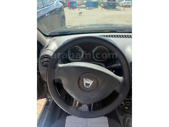 ÇekiDemiri ruhsataişli, Sahibinden,arazidekullanılmadı,Dacia Duster1.5 dCiLaureate 2011Mod