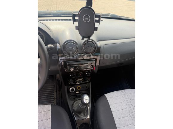 ÇekiDemiri ruhsataişli, Sahibinden,arazidekullanılmadı,Dacia Duster1.5 dCiLaureate 2011Mod