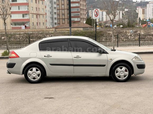 Galeriden Renault Megane 1.5 dCi Dynamique 2004 Model Ordu