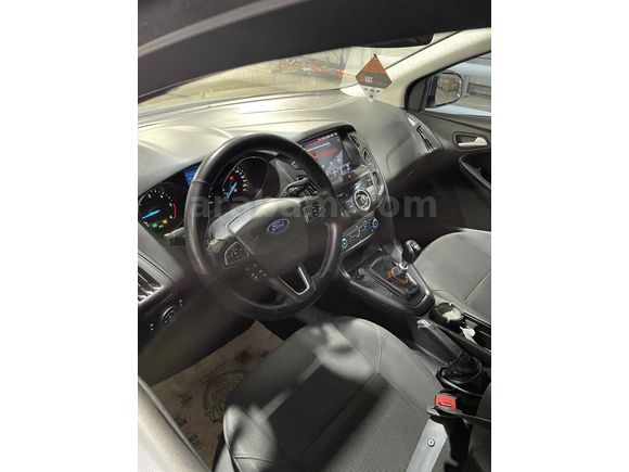 Sahibinden Ford Focus 1.6 TDCi Style 2015 Model 