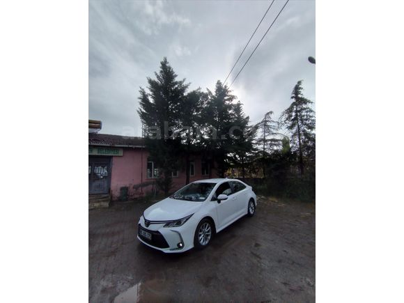 Sahibinden Toyota Corolla 1.5 Dream 2021 Model