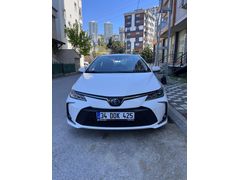 Sorunsuz, Değişensiz 2021 Çıkışlı Corolla Hyrbid