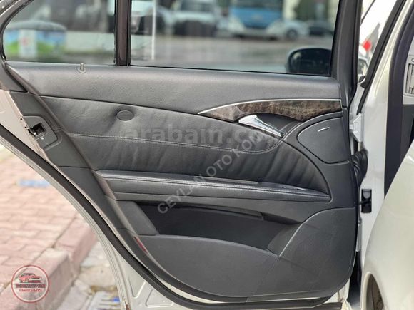 CEYLAN OTOMOTİV'DEN E320 AVANTGARDE DEGİŞENSİZ CAM TAVAN