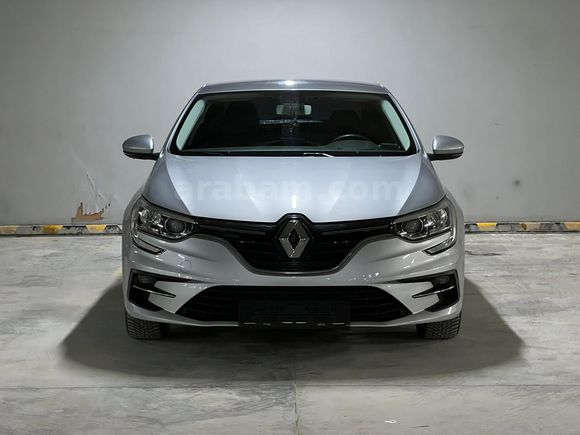 Sahibinden Renault Megane 1.3 TCe Touch 2024 Model 