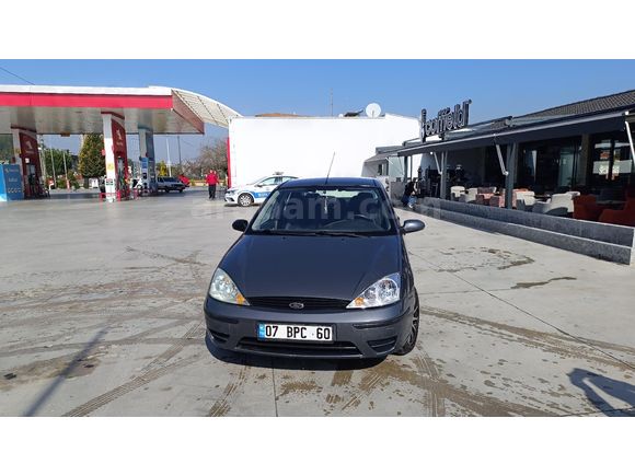 Sahibinden Ford Focus 1.6 Comfort 2004 Model   (titanyum)