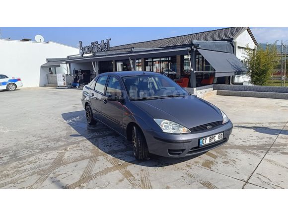Sahibinden Ford Focus 1.6 Comfort 2004 Model   (titanyum)