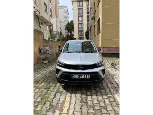 Sahibinden Opel Crossland 1.2 T Essential 2024 Model  44.200 km Gri (Gümüş)