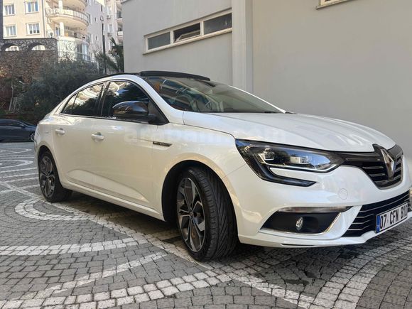 Sahibinden Renault Megane 1.3 TCe Icon 2020 Model 