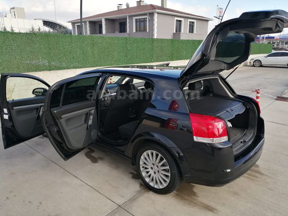 Sahibinden Opel Signum 2.2 Cosmo 2005 Model 