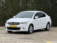 2015 MODEL 1.6 DİZEL 185.000 KM K.KART 12 TAKSİT