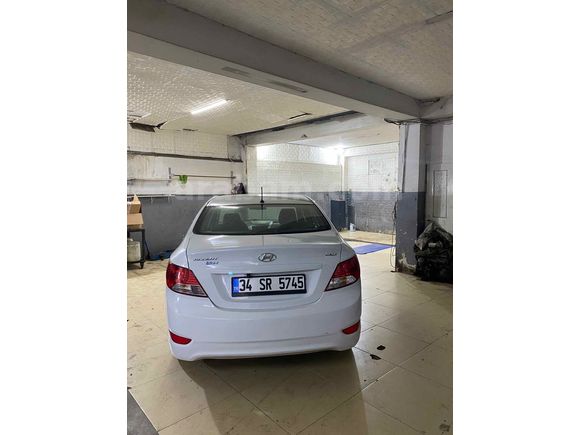 Sahibinden Hyundai Accent Blue 1.6 CRDI Mode Plus 2017 DEĞİŞENSİZ CANAVAR