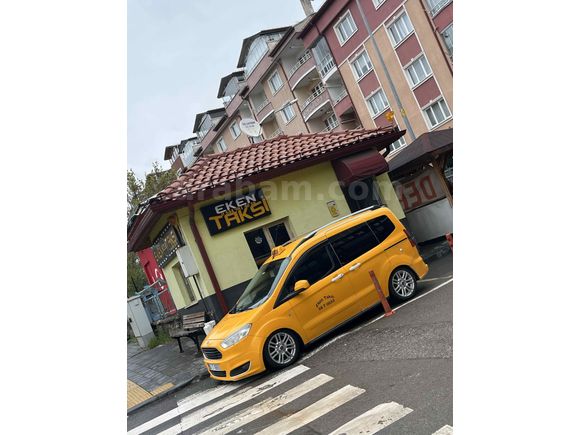 Sahibinden Ford Tourneo Courier 1.6 TDCi Titanium 2017 Model 