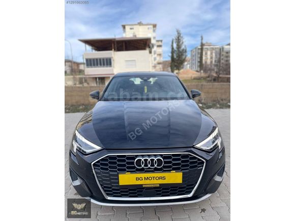 AUDİ A3 SPORTBACK 35TFSI ADVANCED HATASIZ BOYASIZ