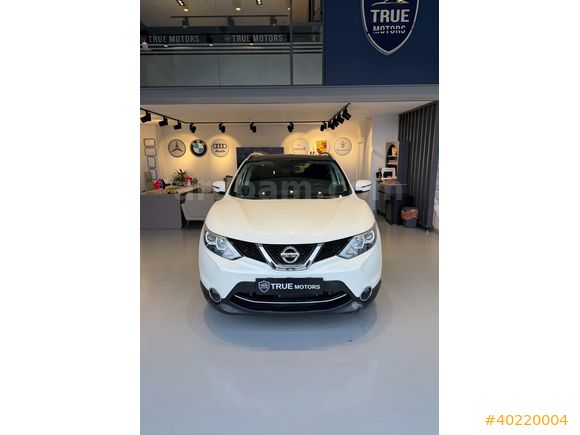 TR MOTORS ' DAN HATASIZ CAM TAVANLI DÜŞÜK KM NİSSAN QASHQAİ