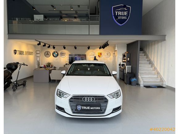 TRUE MOTORS ' DAN TEMİZ VE BAKIMLI HATASIZ BOYASIZ A3 SPORTBACK