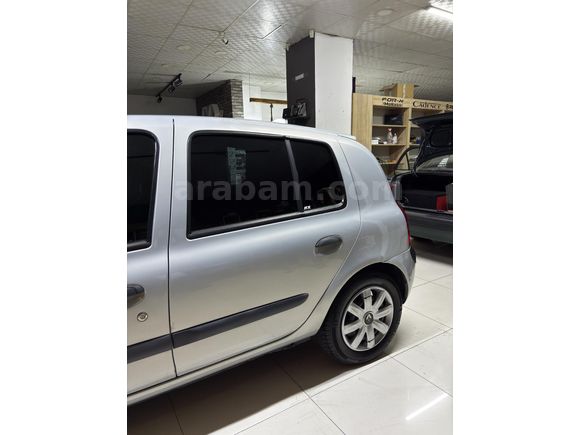 Sahibinden Renault Clio 1.4 Dynamique 2004 Model