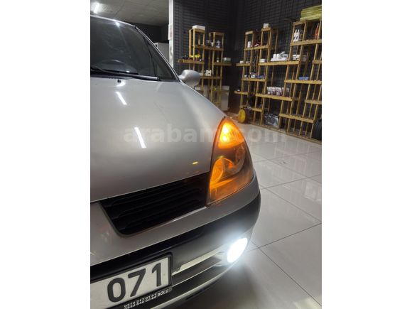 Sahibinden Renault Clio 1.4 Dynamique 2004 Model