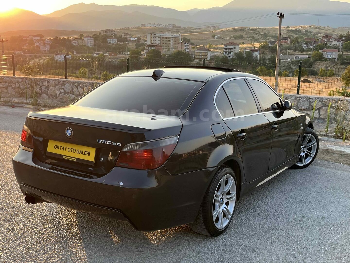 Galeriden BMW 5 Serisi 525i xDrive Standart 2006 Model Karabük 470.000 km Siyah 6