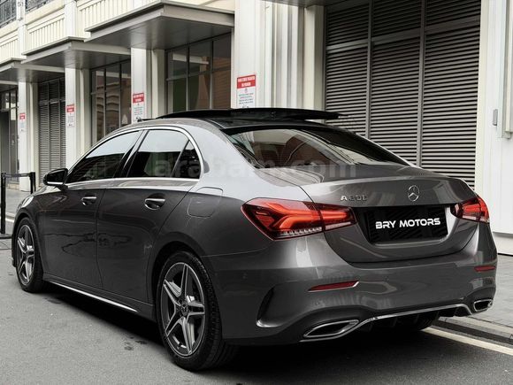 ACİL EN UYGUN 2021 A200 AMG CAM TAVAN- COMMAND - HAFIZA