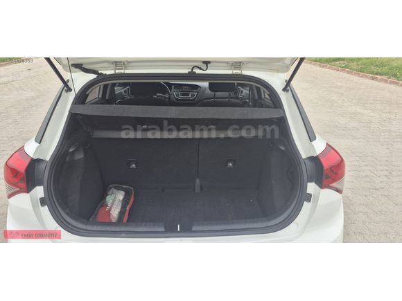 İLK ELDEN KAZASIZ DEGİSENSİZ 1.4 CRDİ STAYLE