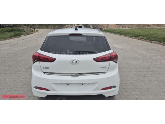 İLK ELDEN KAZASIZ DEGİSENSİZ 1.4 CRDİ STAYLE