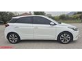 İLK ELDEN KAZASIZ DEGİSENSİZ 1.4 CRDİ STAYLE