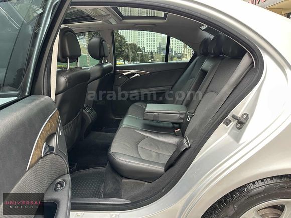 ''UNIVERSAL MOTORS''2007 MERCEDES-BENZ E220 CDI AVANGARDE