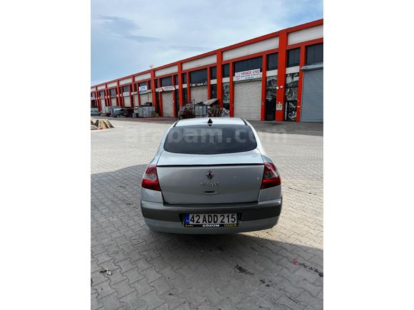 Sahibinden Renault Megane 1.6 Dynamique 2004 Model
