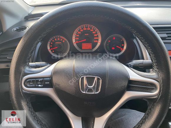 ÇELİK'DEN HONDA CİTY 1.4 OTOMATİK