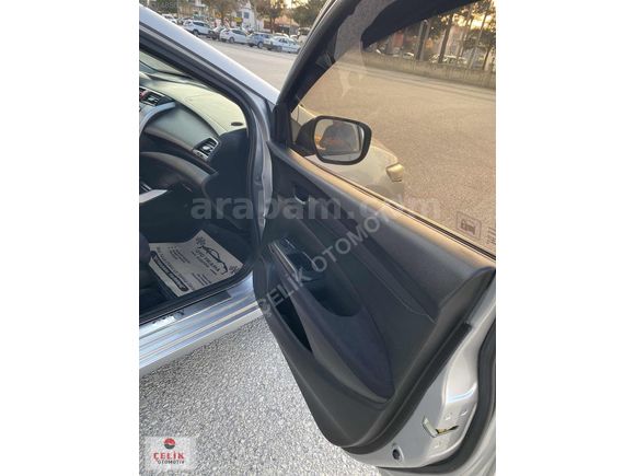 ÇELİK'DEN HONDA CİTY 1.4 OTOMATİK