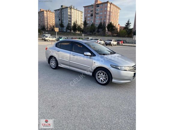ÇELİK'DEN HONDA CİTY 1.4 OTOMATİK