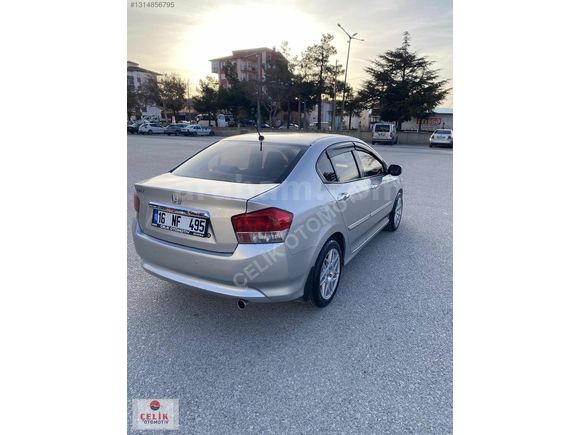 ÇELİK'DEN HONDA CİTY 1.4 OTOMATİK