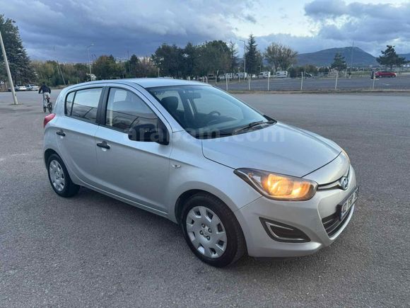Sahibinden Hyundai i20 1.4 CRDi Team 2012 Model 