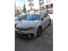 Sahibinden Volkswagen Polo 1.0 Life 2024 Model dsg şanzıman ilanda yarı otamatik yazıyor yanlış işaretlenmiş aracımız full otomatiktir