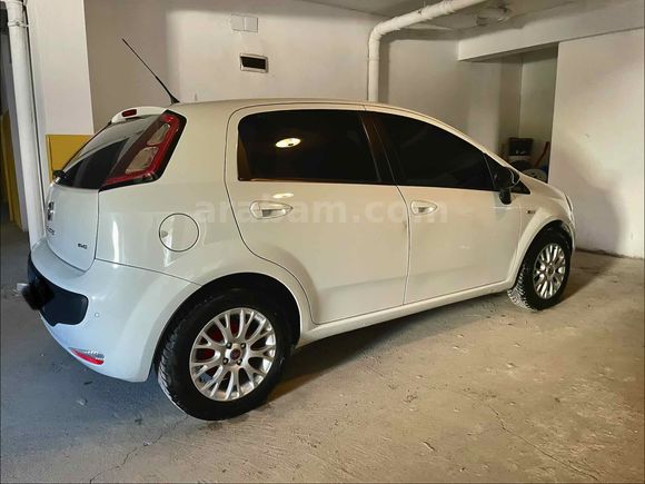 Sahibinden Fiat Punto EVO 1.4 Dynamic 2011 Model 