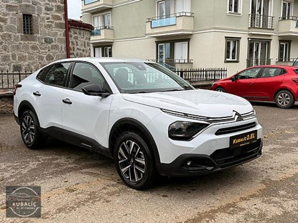 KUBALİÇ DEN 2024 MODEL C4 X 1.2 Puretech Feel Bold EAT8