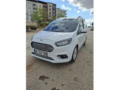 Sahibinden Ford Tourneo Courier 1.5 TDCi Delux 2022 Model 23 çıkışlı 127 binde