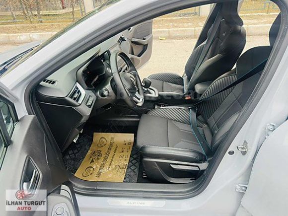 İLHAN TURGUT AUTO'DAN 2024 CLİO TECHNO ESPRİT ALPİNE