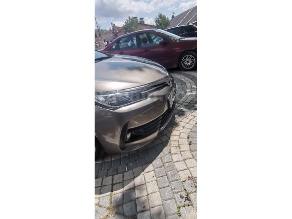 2018 Toyota Corolla. life.