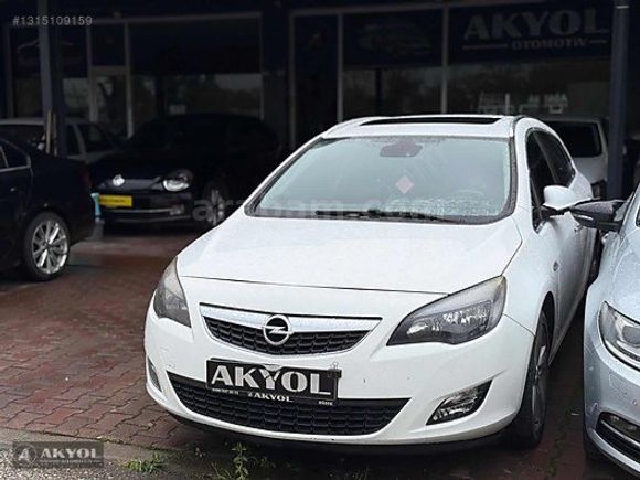 AKYOL OTOMOTİV'DEN 2012 OPEL ASTRA 1.4 T SPORT