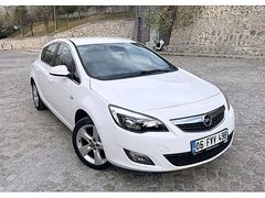 HATASIZ TERTEMİZ 2012 OPEL ASTRA 1.4 TURBO+OTOMATİK+TESLA EKRAN