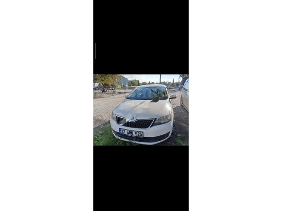 Sahibinden Otomatik Skoda Rapid 1.4 TDI Ambition 2016 Model  268.000 km Beyaz