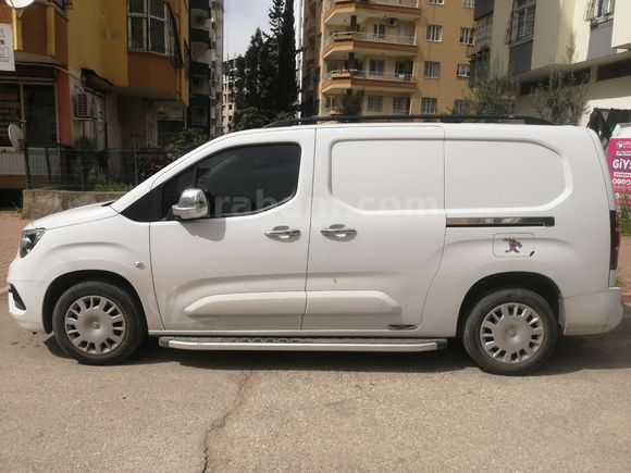 Sahibinden Opel Combo 1.5 CDTI Elegance 2023 Model