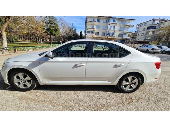 Sahibinden Skoda SuperB 1.4 TSI Active 2017 Model 