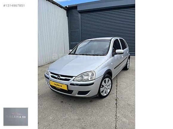 Galeriden Opel Corsa 1.4 Twinport Cosmo 2004 Model Tekirdağ