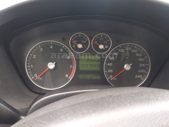 Sahibinden Ford Focus 1.6 Ghia 2006 Model 