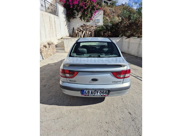 Sahibinden Renault Megane 1.4 RTA 2001 Model